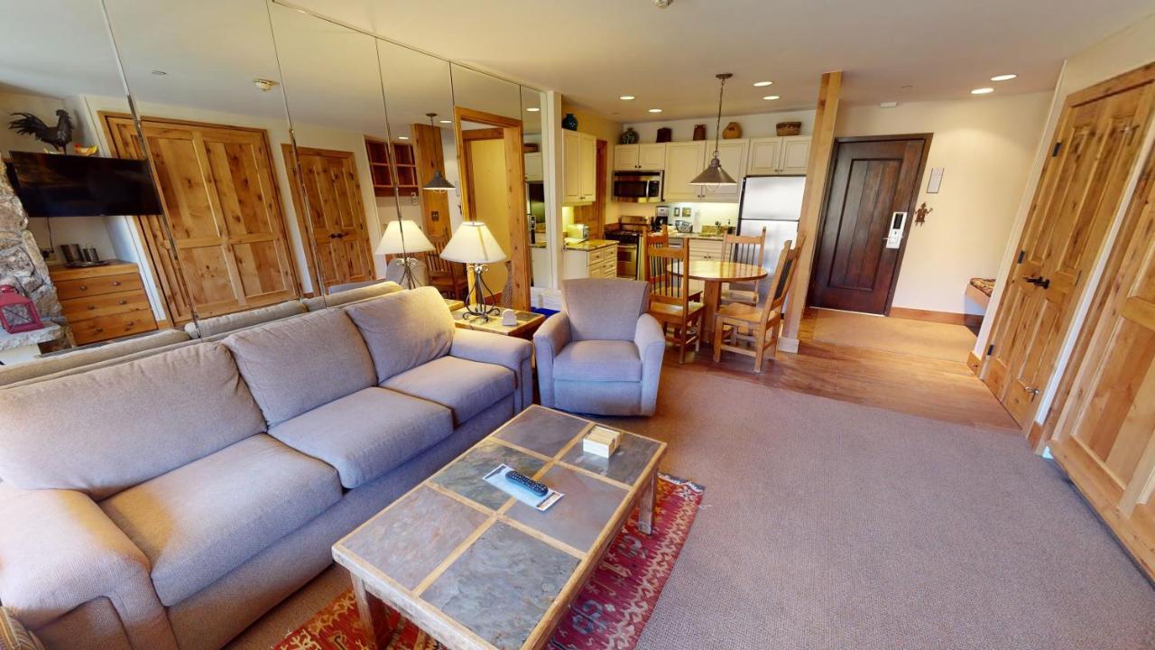 Manor Vail Lodge Bagian luar foto