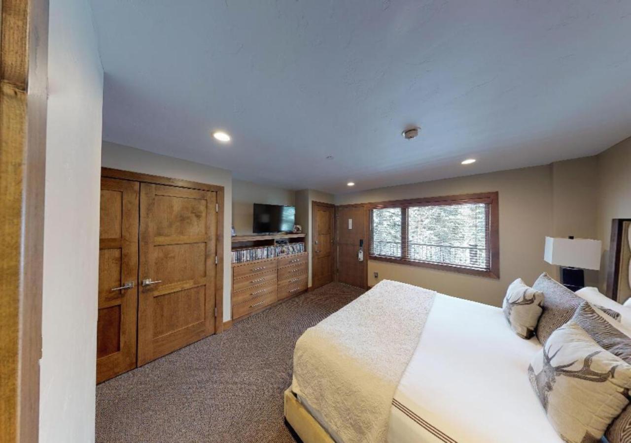 Manor Vail Lodge Bagian luar foto