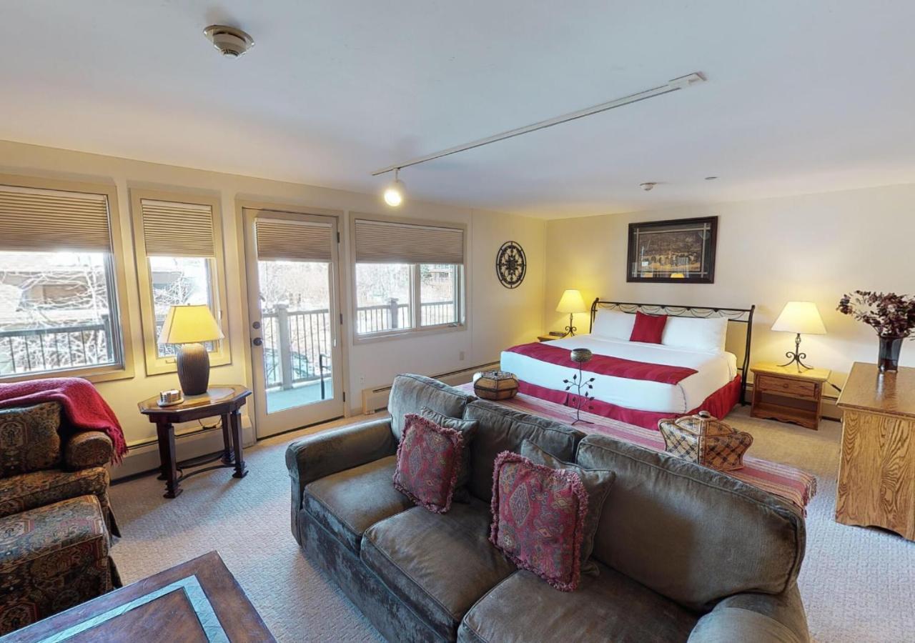 Manor Vail Lodge Bagian luar foto